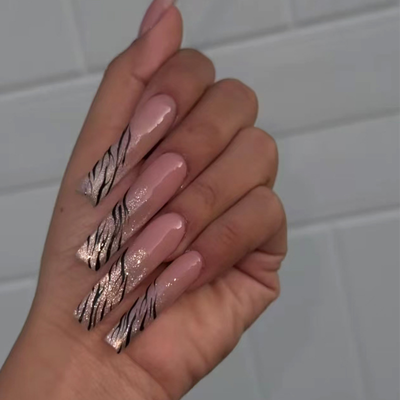 24 faux ongles longs en forme  - Nail Art Glitter avis et prix
