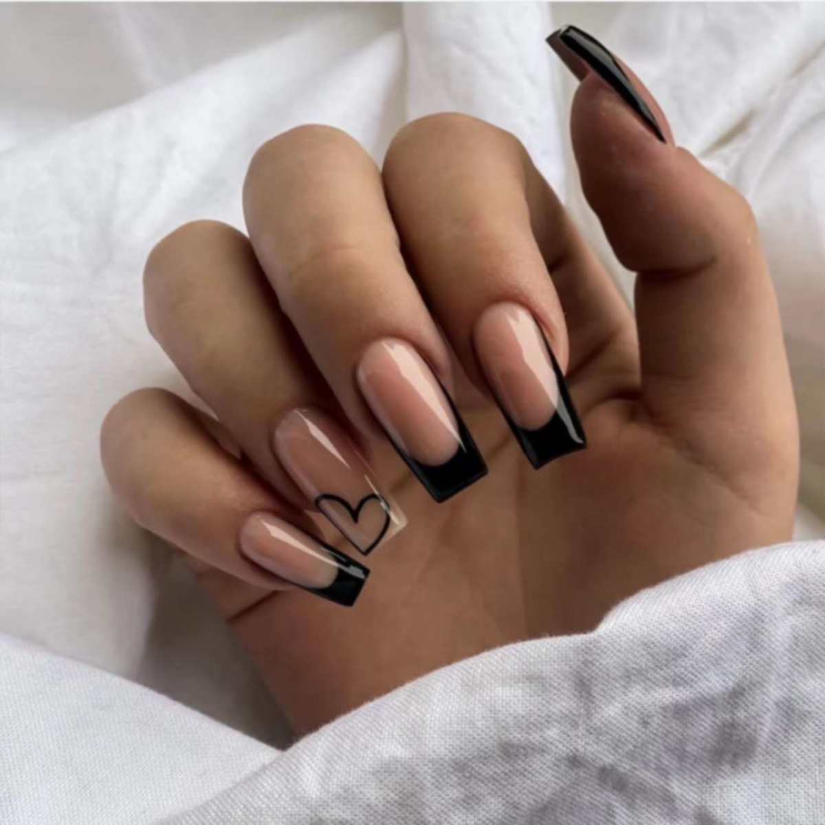 24 pièces noir français faux o - Nail Art Quirky avis et prix